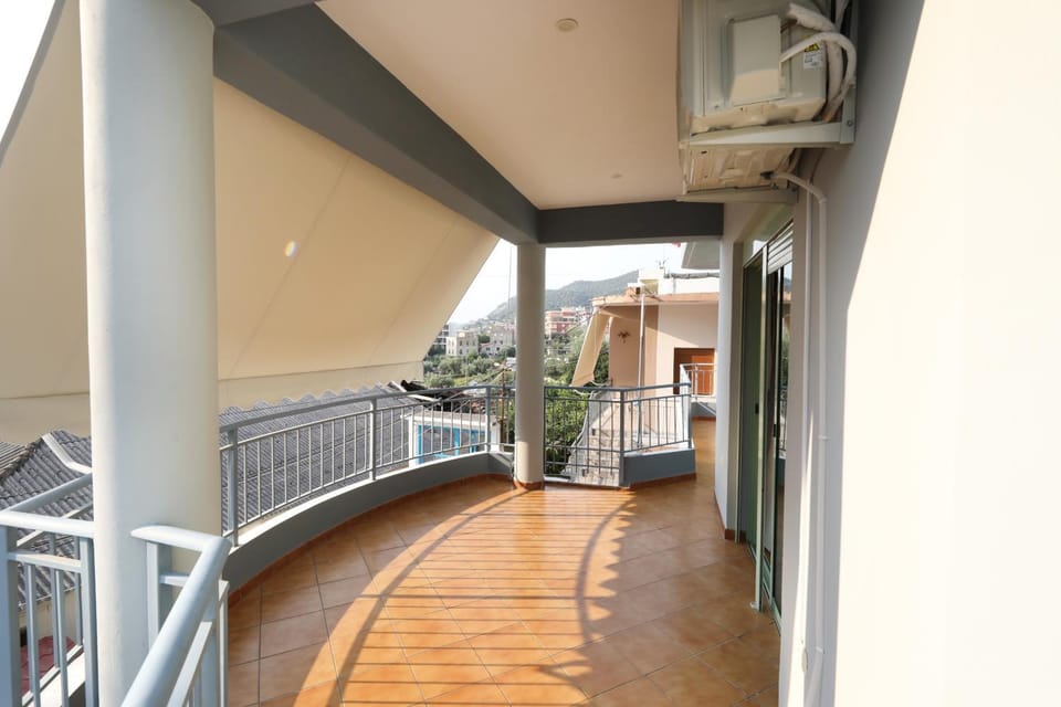 Day, Balcony/Terrace