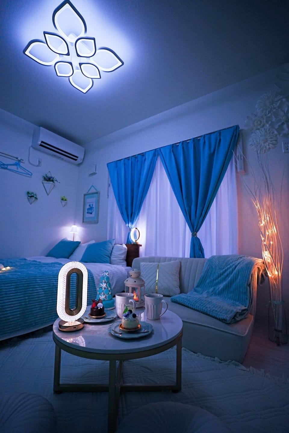 Living room, Bedroom