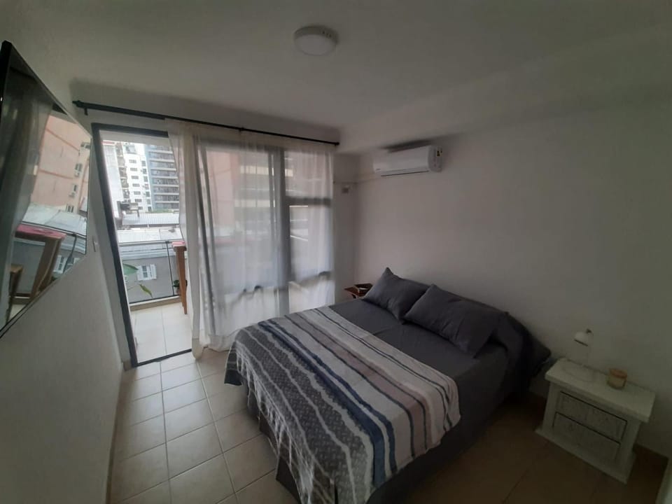 Bed, Photo of the whole room, Bedroom, air conditioner