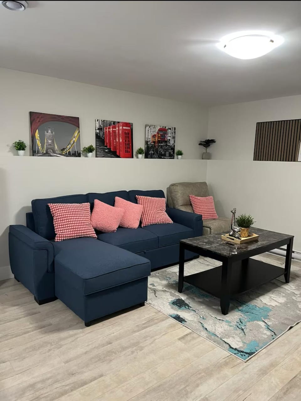 Crystal's Place Apartment in Moncton