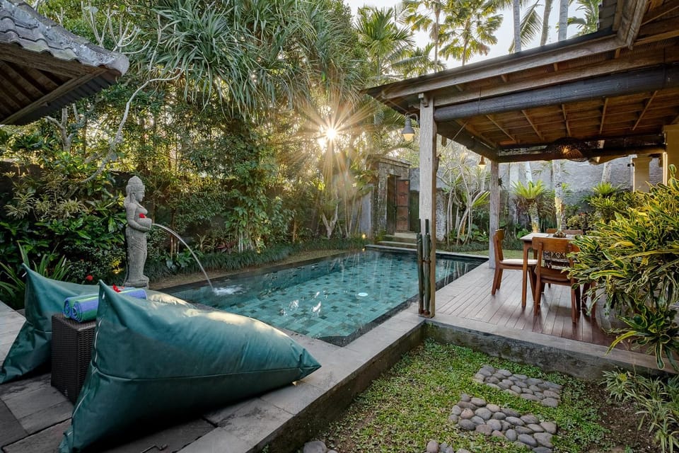Natural landscape, Garden, View (from property/room), Garden view, Pool view, Swimming pool