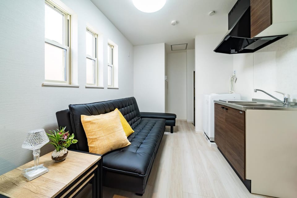 Kitchen or kitchenette, Living room