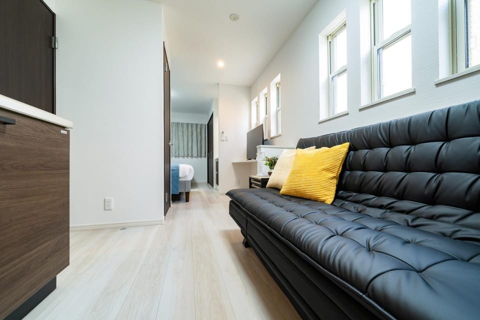 Living room, Photo of the whole room
