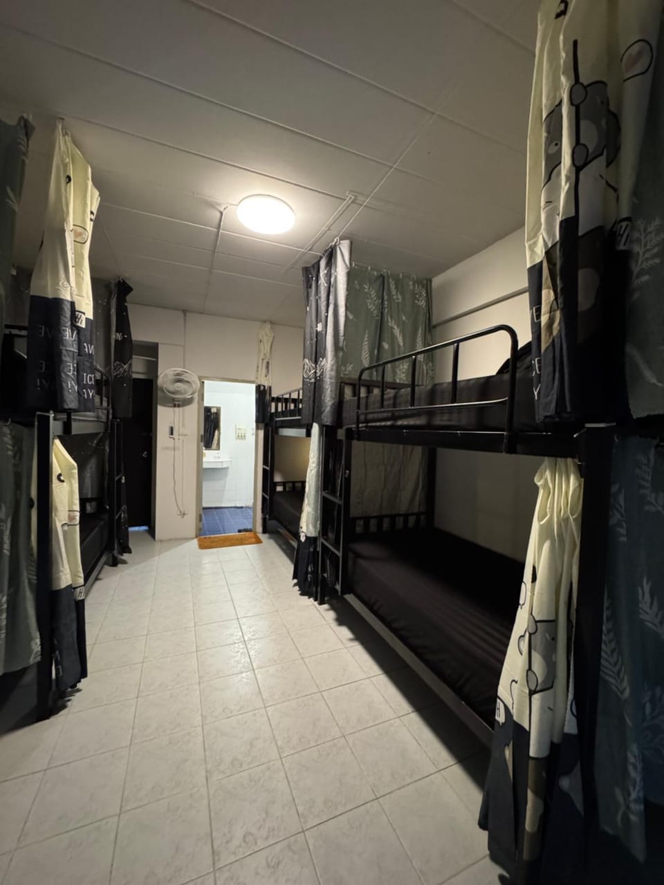 Bathroom, Photo of the whole room, Bedroom, bunk bed