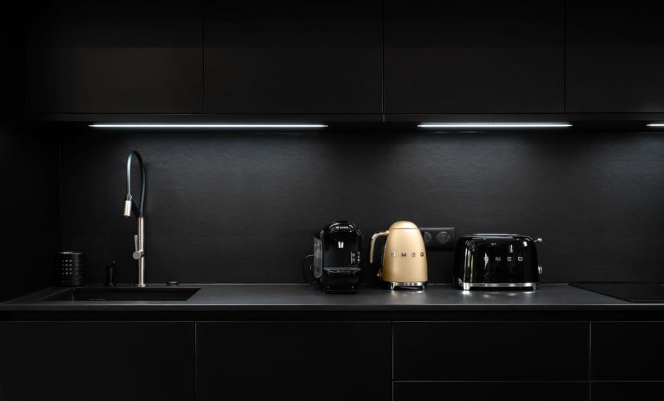 Coffee/tea facilities, toaster