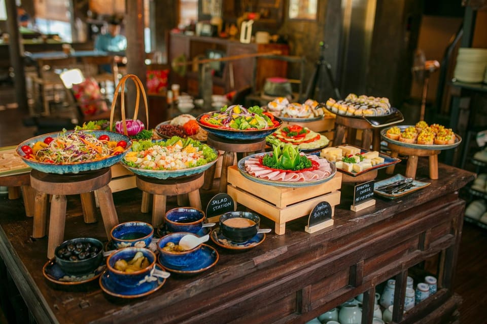 Food and drinks, Food, Buffet breakfast