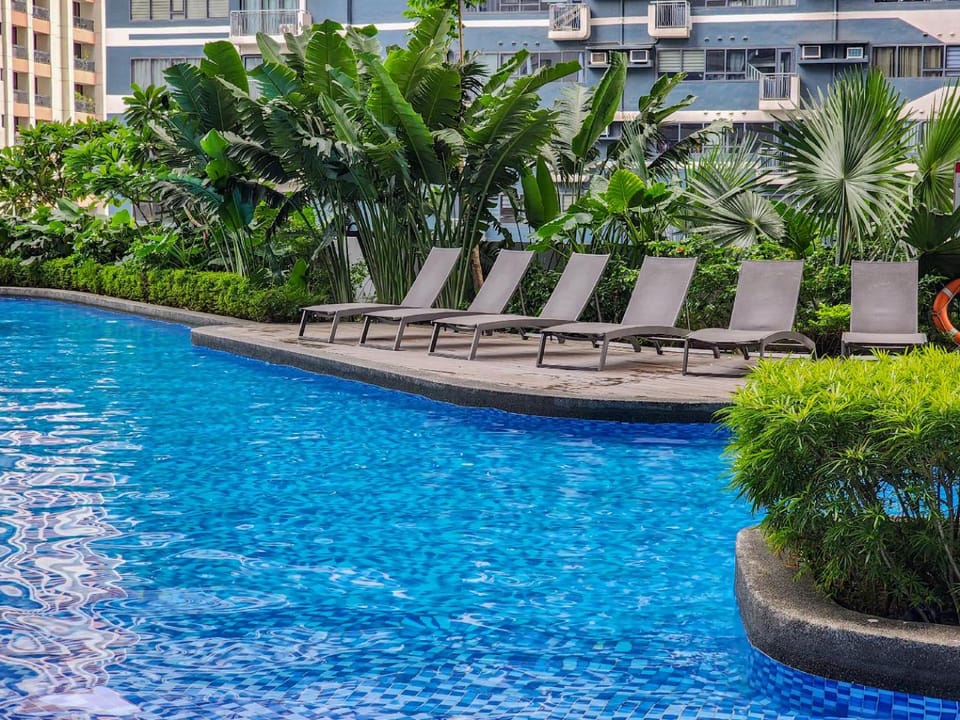 Garden, Balcony/Terrace, Garden view, Pool view, Swimming pool, sunbed