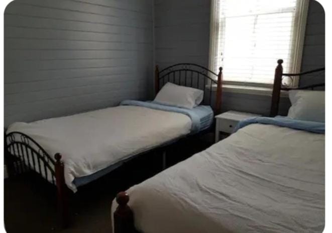 4 Bedroom Federation Cottage House in Lithgow