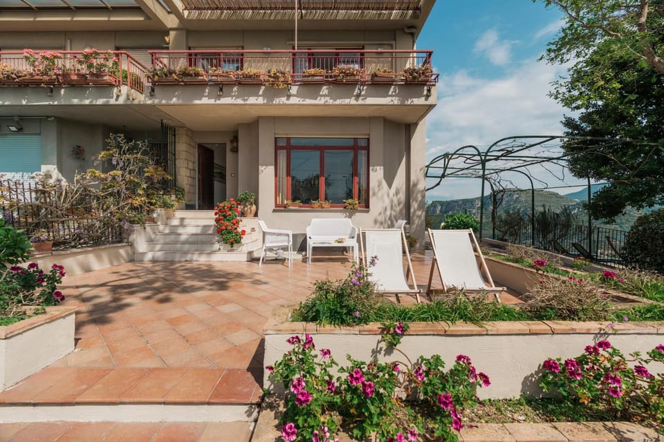 Property building, Patio