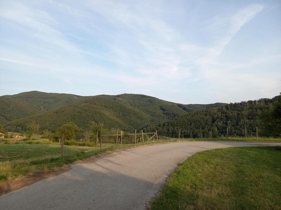 Neighbourhood, Natural landscape, Mountain view
