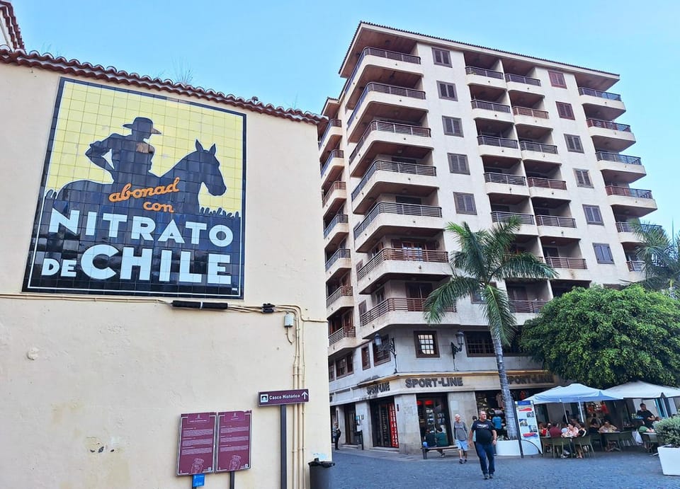 Restaurant/places to eat, Facade/entrance, Off site, Evening entertainment, Entertainment, Seasons, Parking