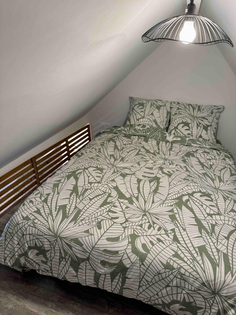 Nearby landmark, Landmark view, Landmark view