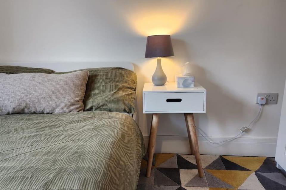 Belle Bungalow Apartment in Hitchin