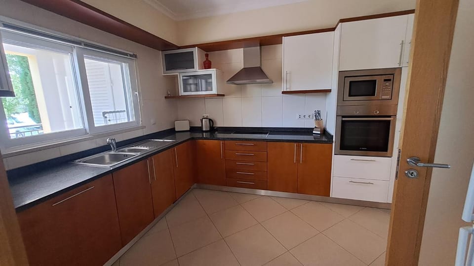 Opomar 2 bed 3 bath Ground Floor Apartment with Communal Pool Apartment in Cabanas de Tavira