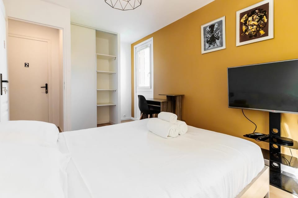 Appartement 3 chambres 3-6 personnes, parking privé proche de La Doua, Lyon Apartment in Villeurbanne