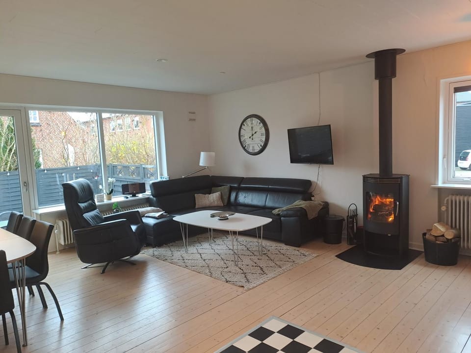 TV and multimedia, Living room