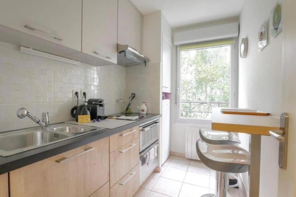 T2 calme avec parking entre Perrache et Confluence Apartment in Lyon