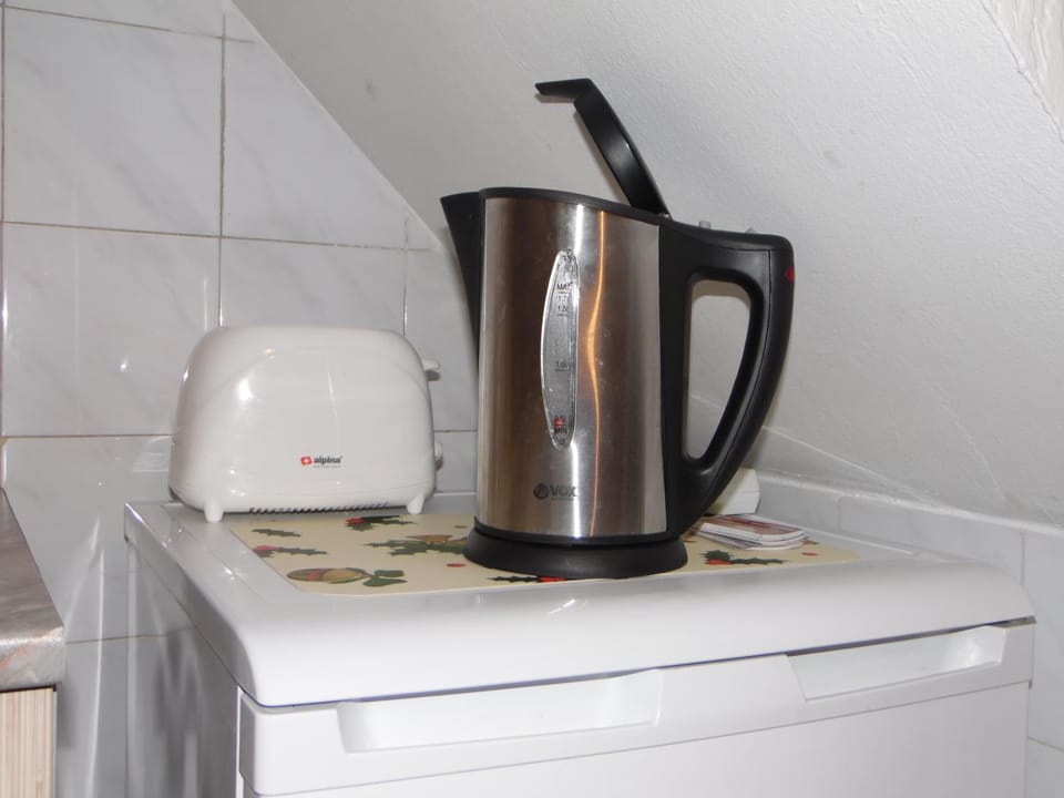 Coffee/tea facilities, Kitchen or kitchenette