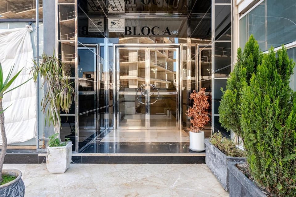 Bel appartement front mer Tanger Apartment in Tangier