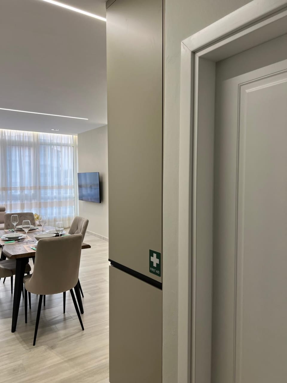 TV and multimedia, Dining area