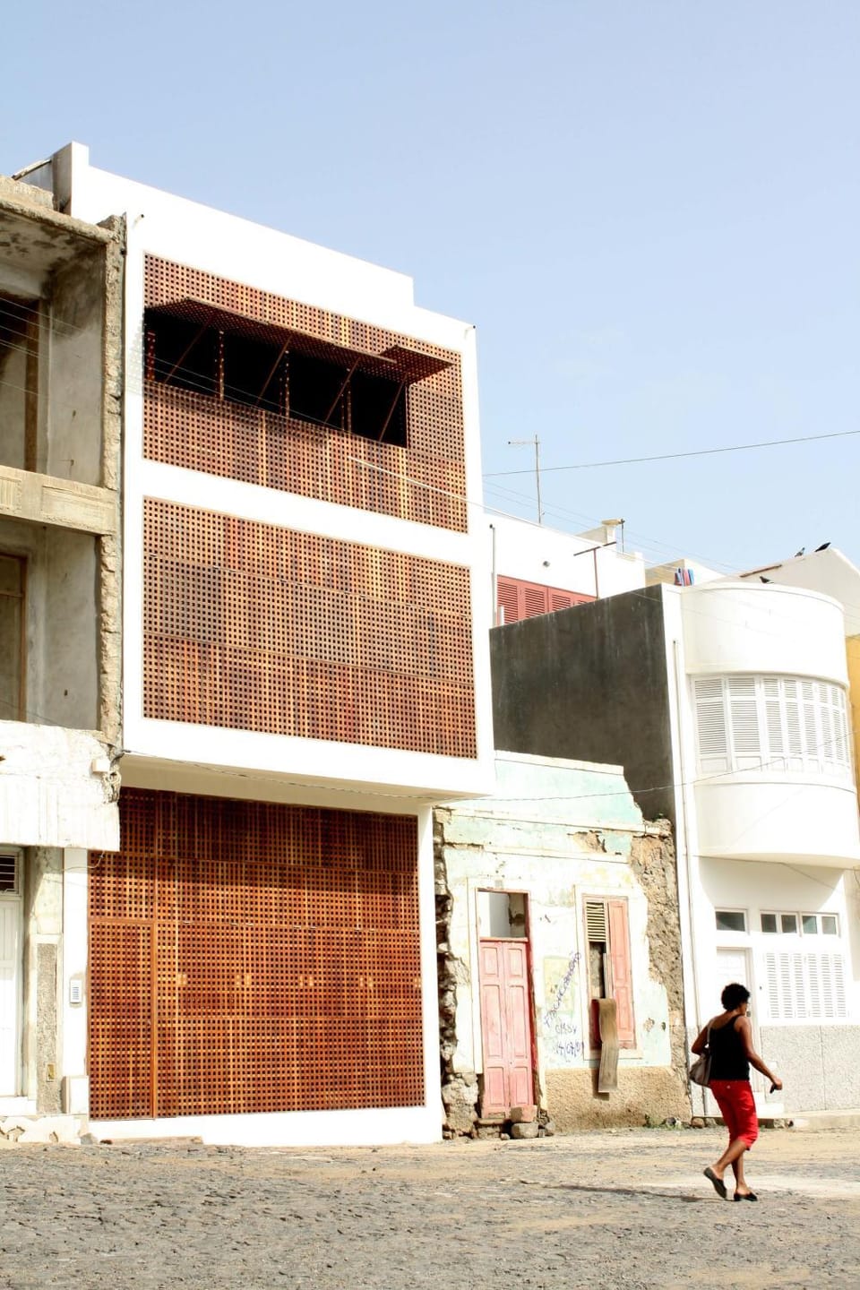 Facade/entrance