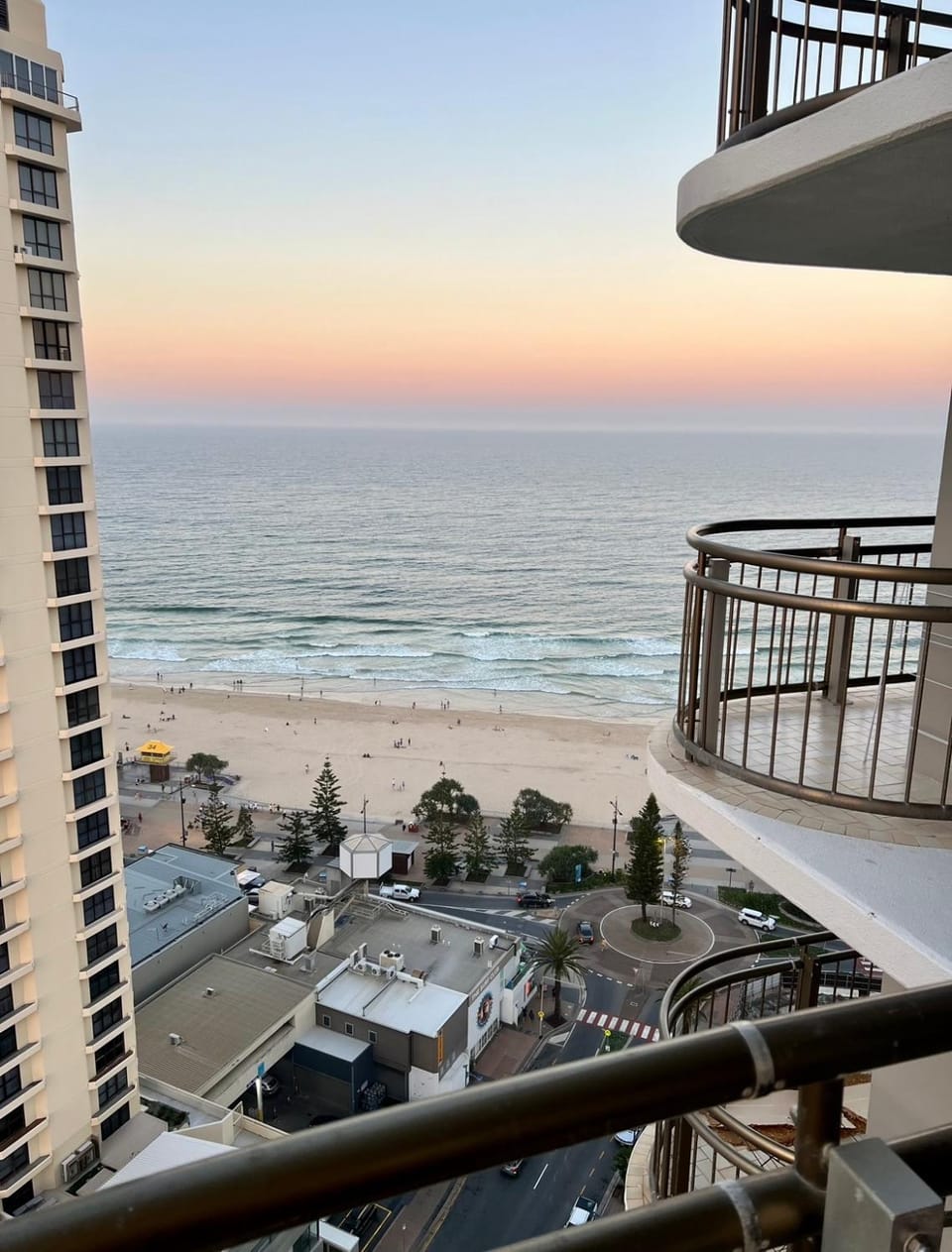 Beach View Stay Apartment in Surfers Paradise