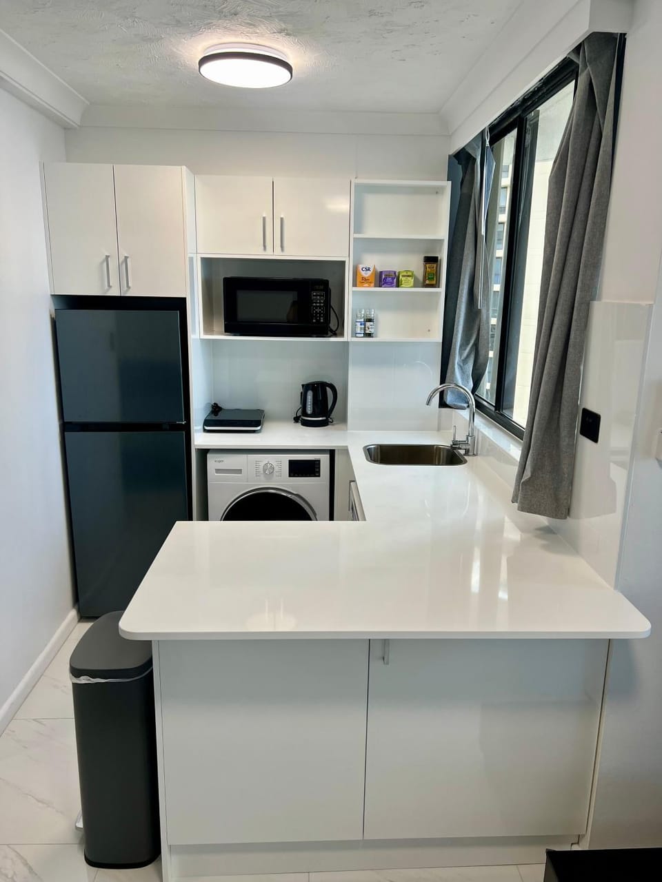 Beach View Stay Apartment in Surfers Paradise