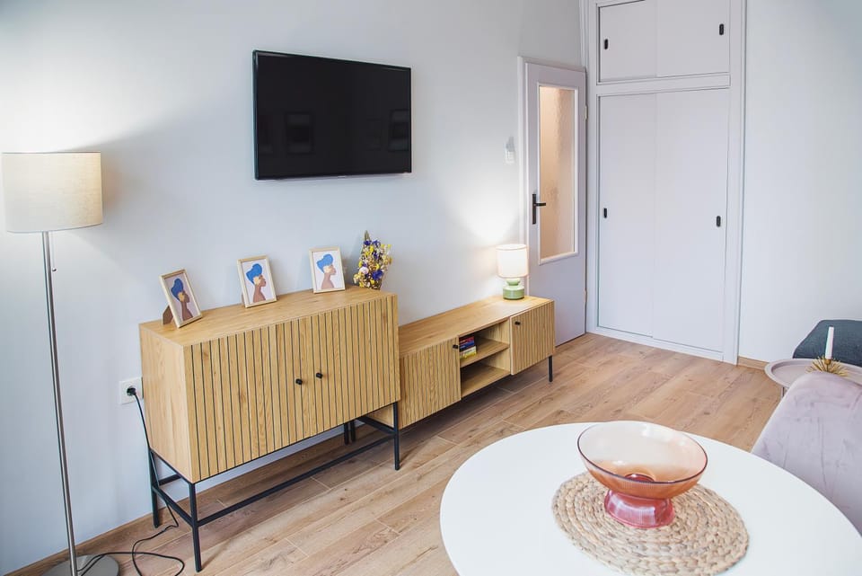 Communal lounge/ TV room, TV and multimedia