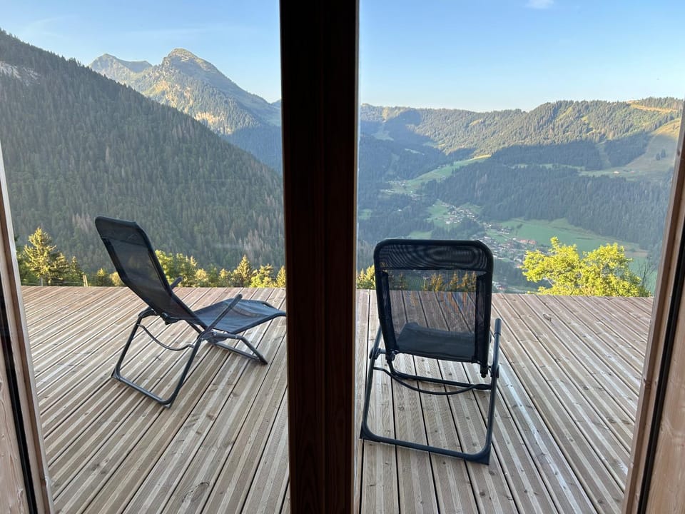 Natural landscape, Balcony/Terrace, Mountain view