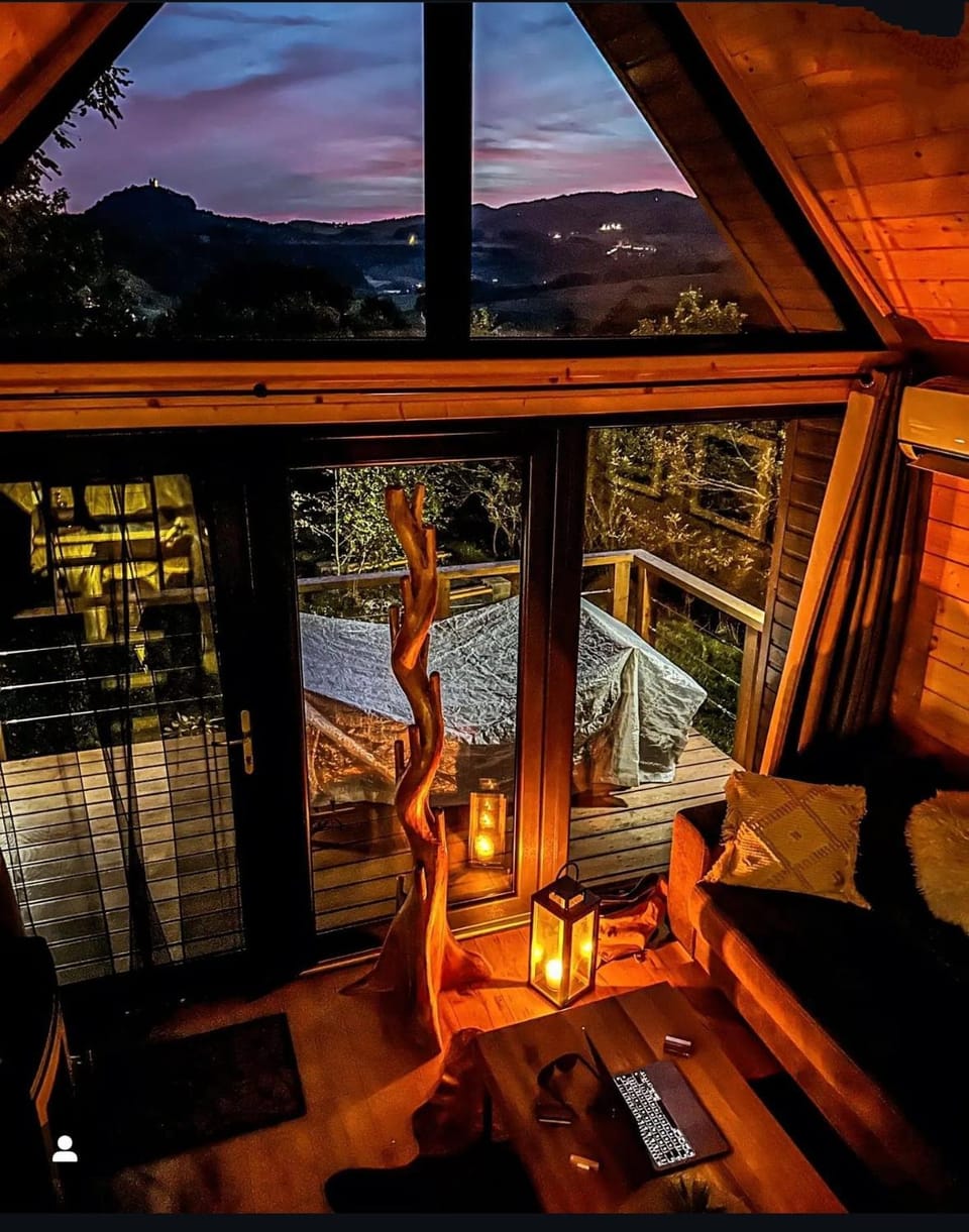 View (from property/room), Balcony/Terrace