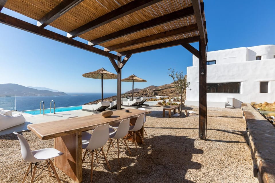 Property building, Patio, Day, Natural landscape, View (from property/room), Balcony/Terrace, Dining area, Mountain view, Pool view, Sea view, Swimming pool, sunbed