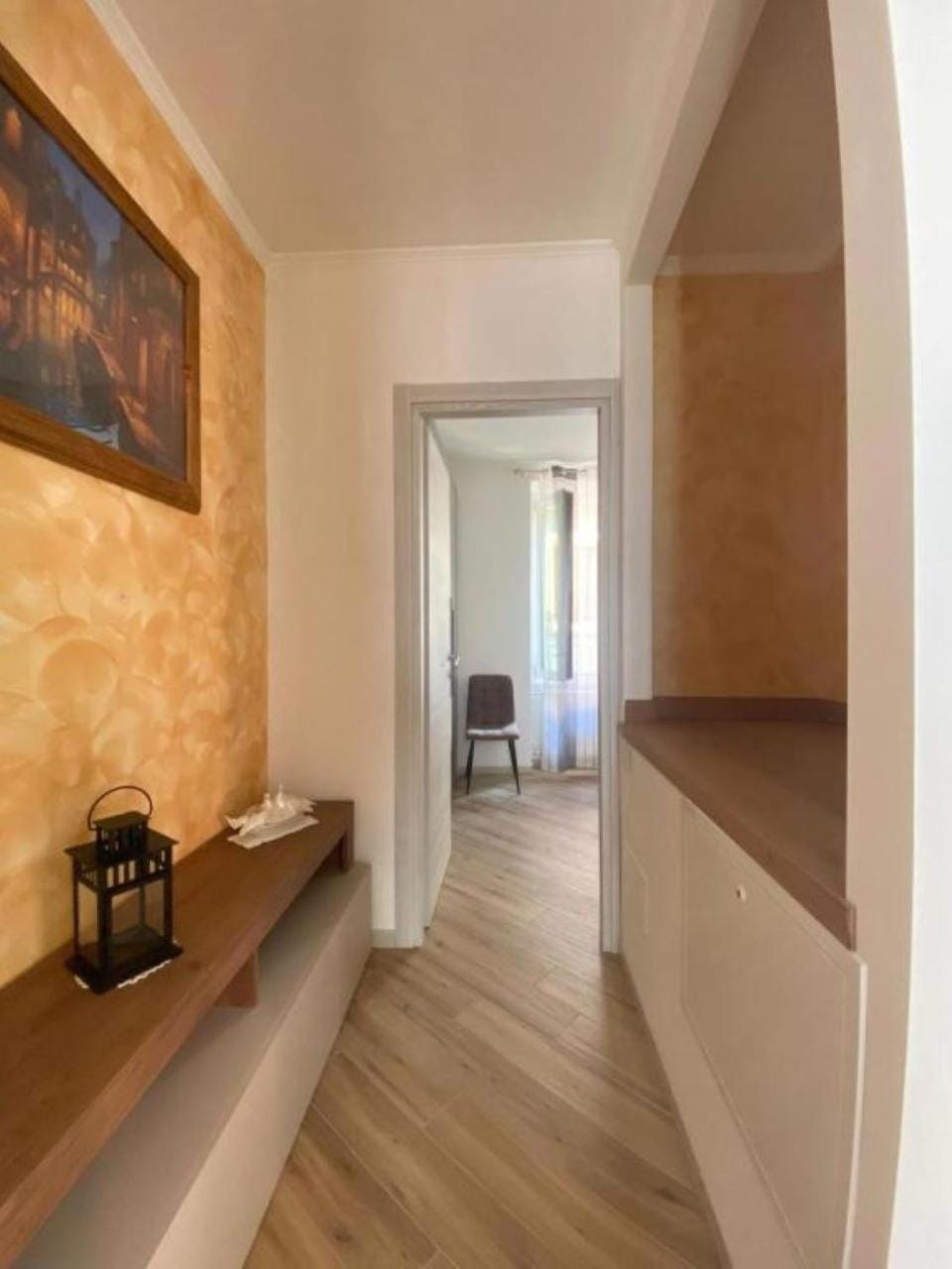 Bedroom, internet