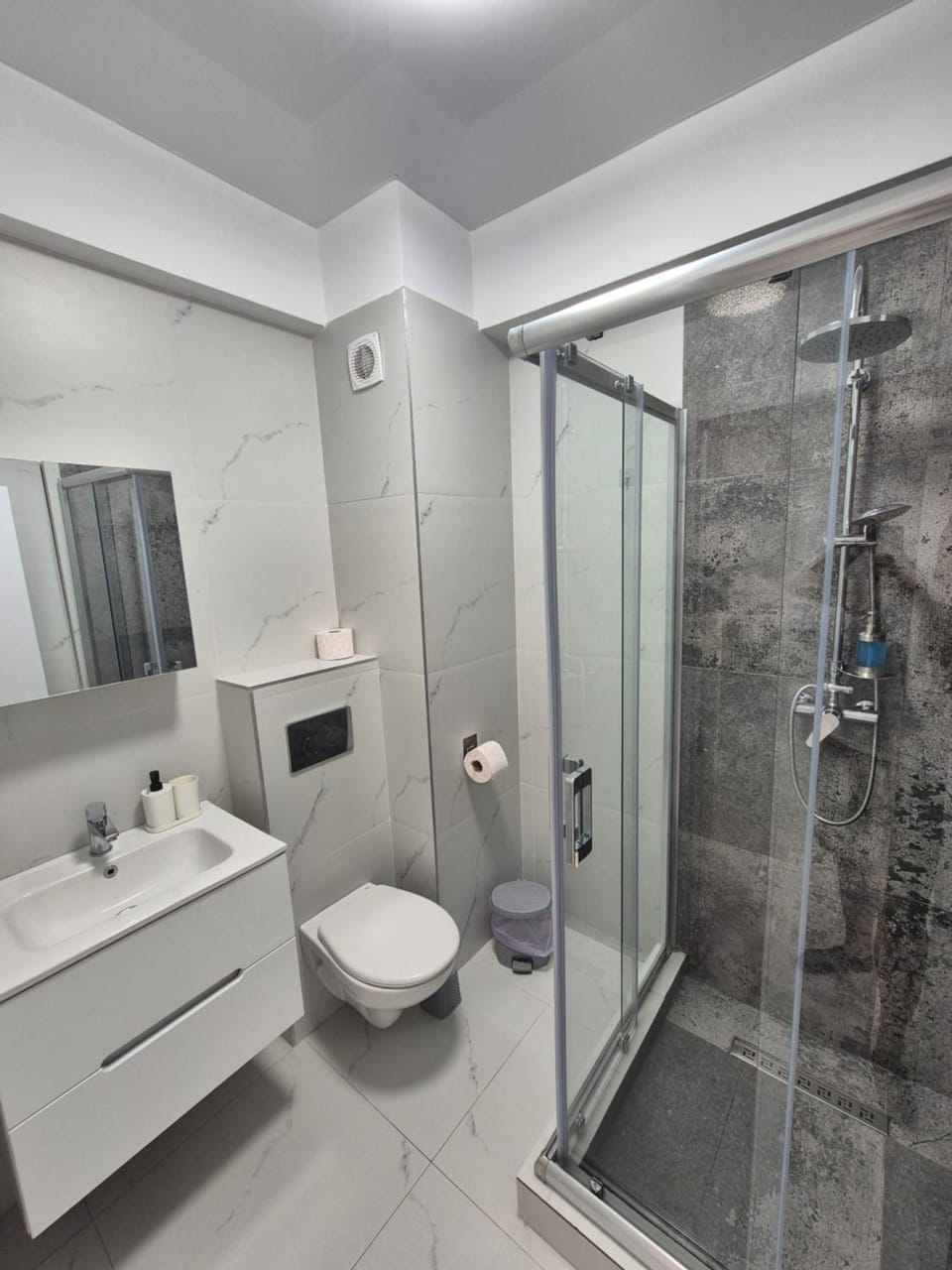 Inception41 by the Sea Apartment in Constanța County