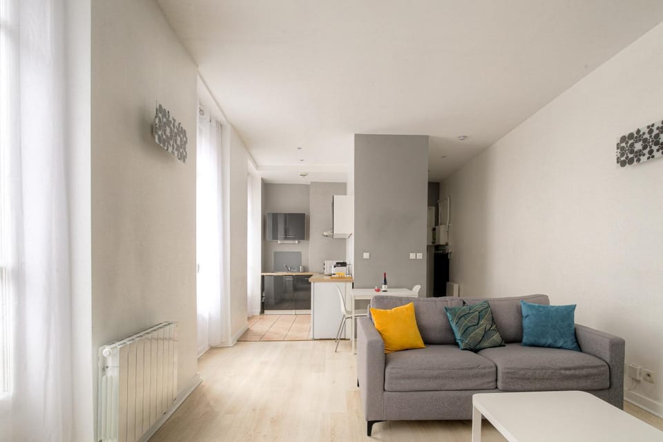 Appartement cosy rénové, Hyper-centre Lyon Apartment in Lyon