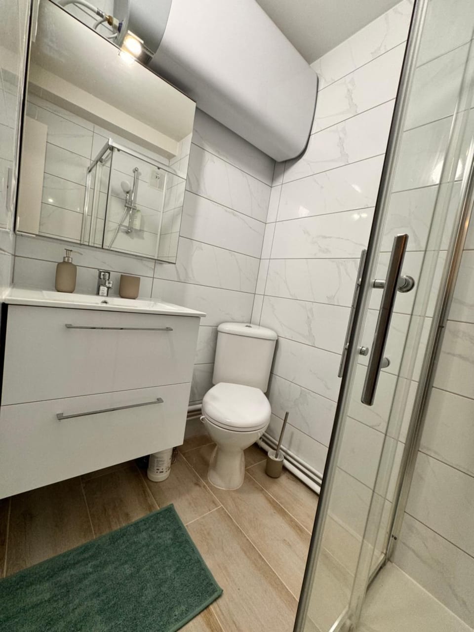 Shower, Toilet, Bathroom