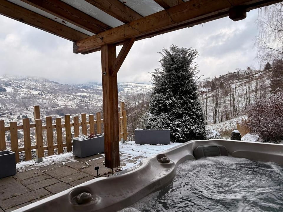 Aux Sources - 14 personnes - sauna & jacuzzi Chalet in La Bresse