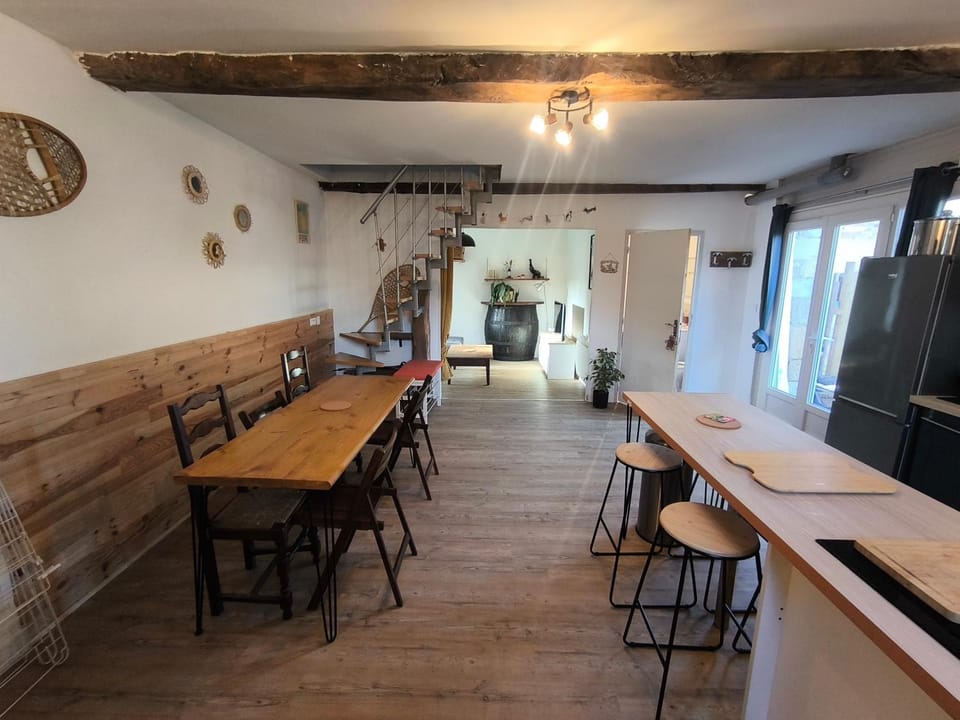 Maison de campagne en pierre à 15 min de Pau House in Nouvelle-Aquitaine