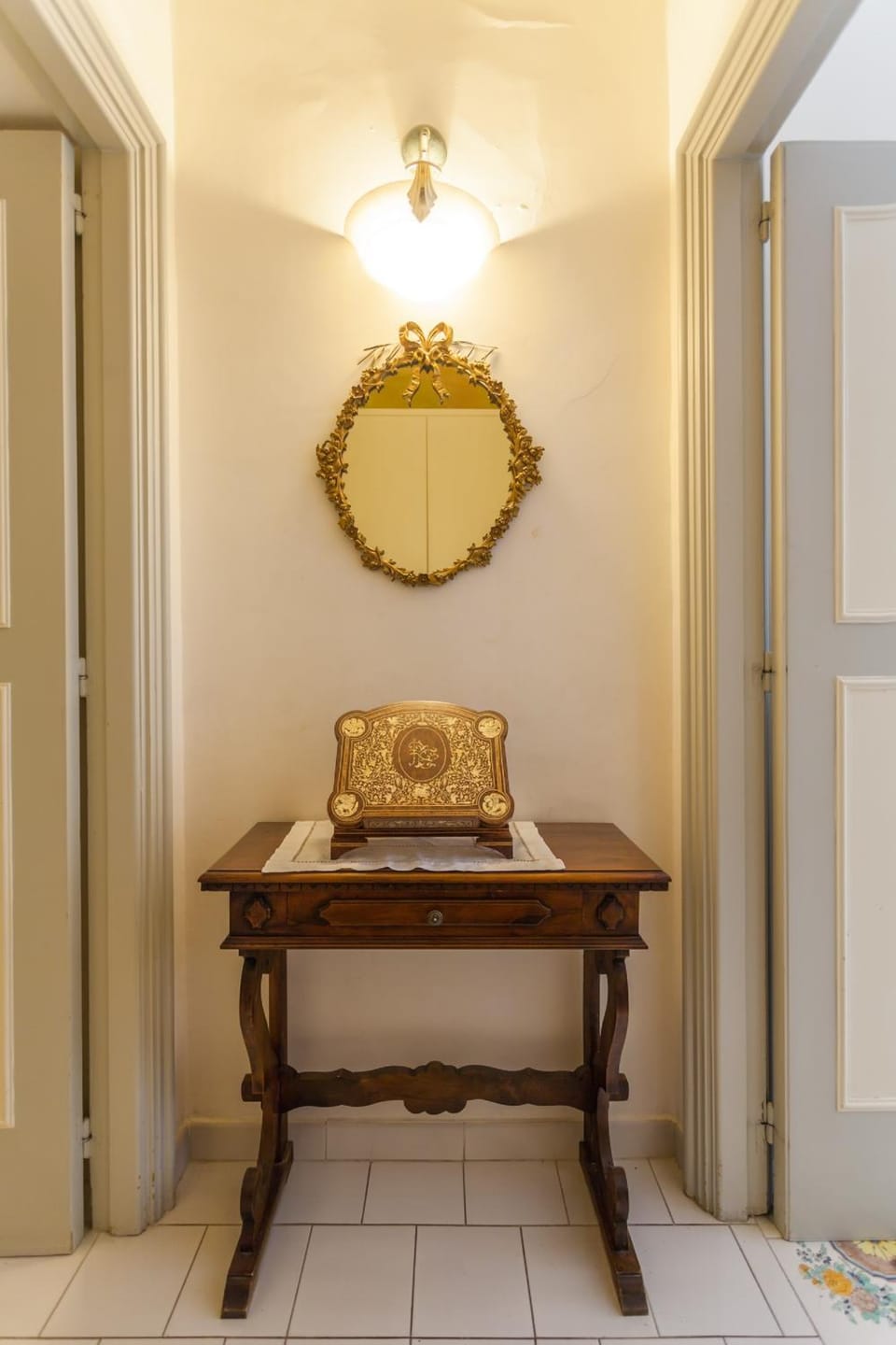 Decorative detail