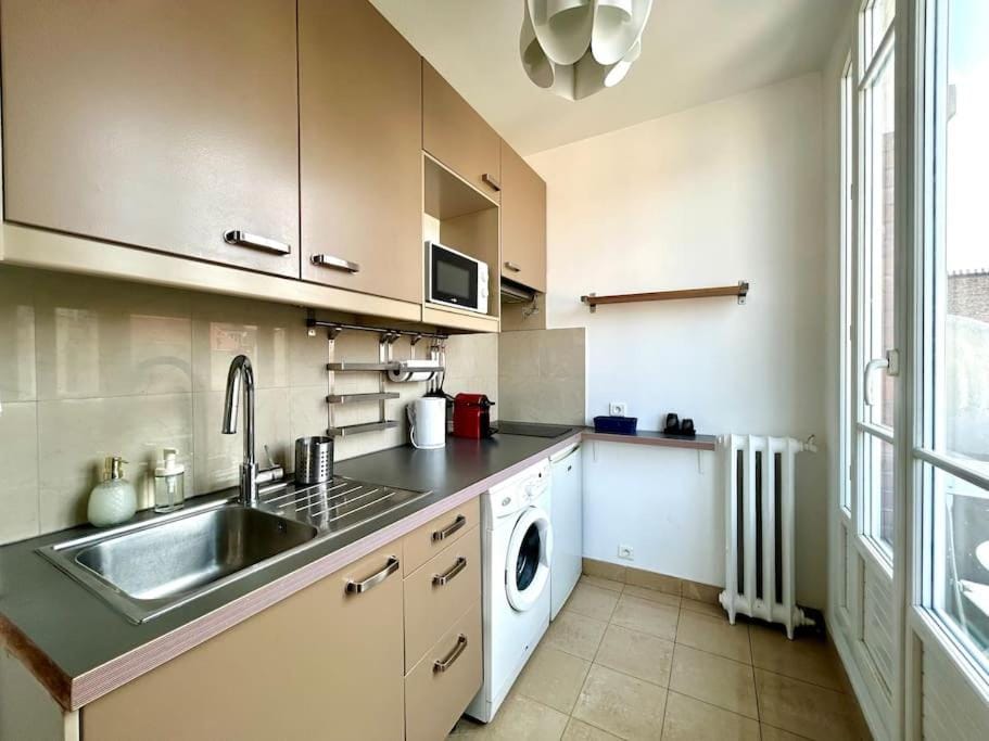 Woody - Parc Salengro - Balcon Apartment in Clichy