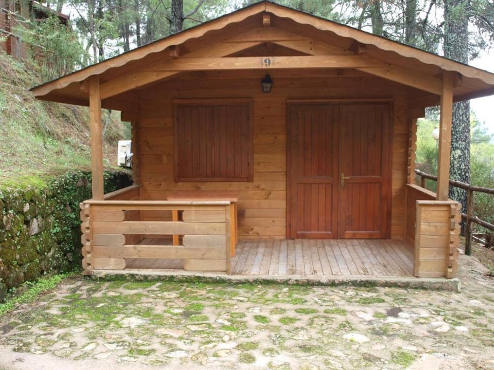 Camping La Eliza Lanzahíta Campground/ 
RV Resort in Extremadura, Spain