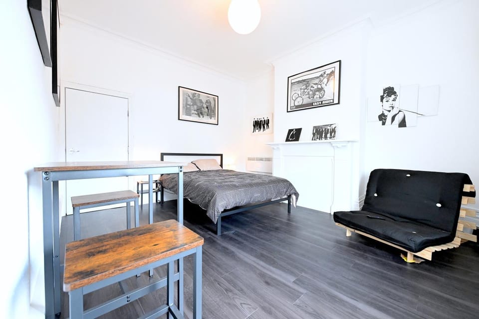 Studio 3 Apartment in London Borough of Hackney
