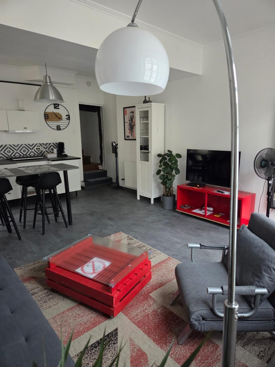 Home two Apartment in Centre-Val de Loire