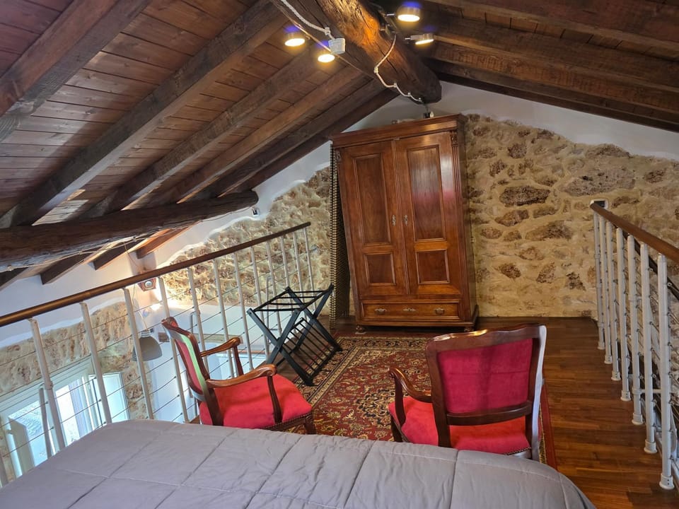 Loft Naevio Apartment in Abruzzo