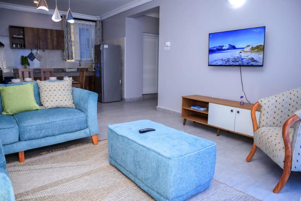 Communal lounge/ TV room, TV and multimedia, Living room, Seating area