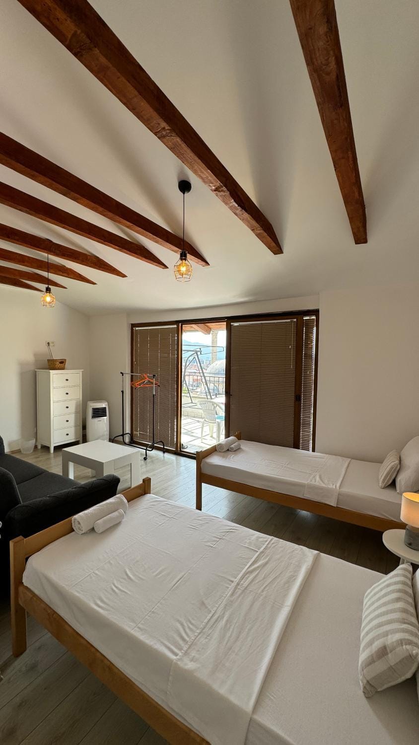 Photo of the whole room, Bedroom