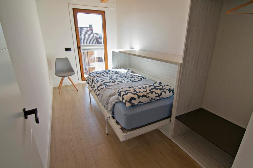 Bed, Balcony/Terrace, Photo of the whole room, Bedroom, wardrobe