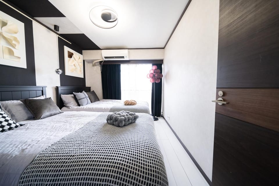 G112新宿最中心 交通枢纽 超级商圈 两室一厅 新宿三丁目车站4分 2 rooms Shinjuku center 4 mins to ST Max 7P 直达新宿 涉谷 表参道 池袋 上野 代代木 银座 原宿 Apartment in Shinjuku