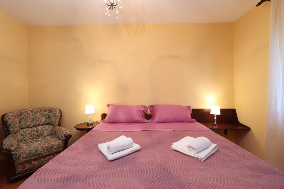 Apartment Happy, perfect for two, with seaview balconies and free parking Apartment in Opatija