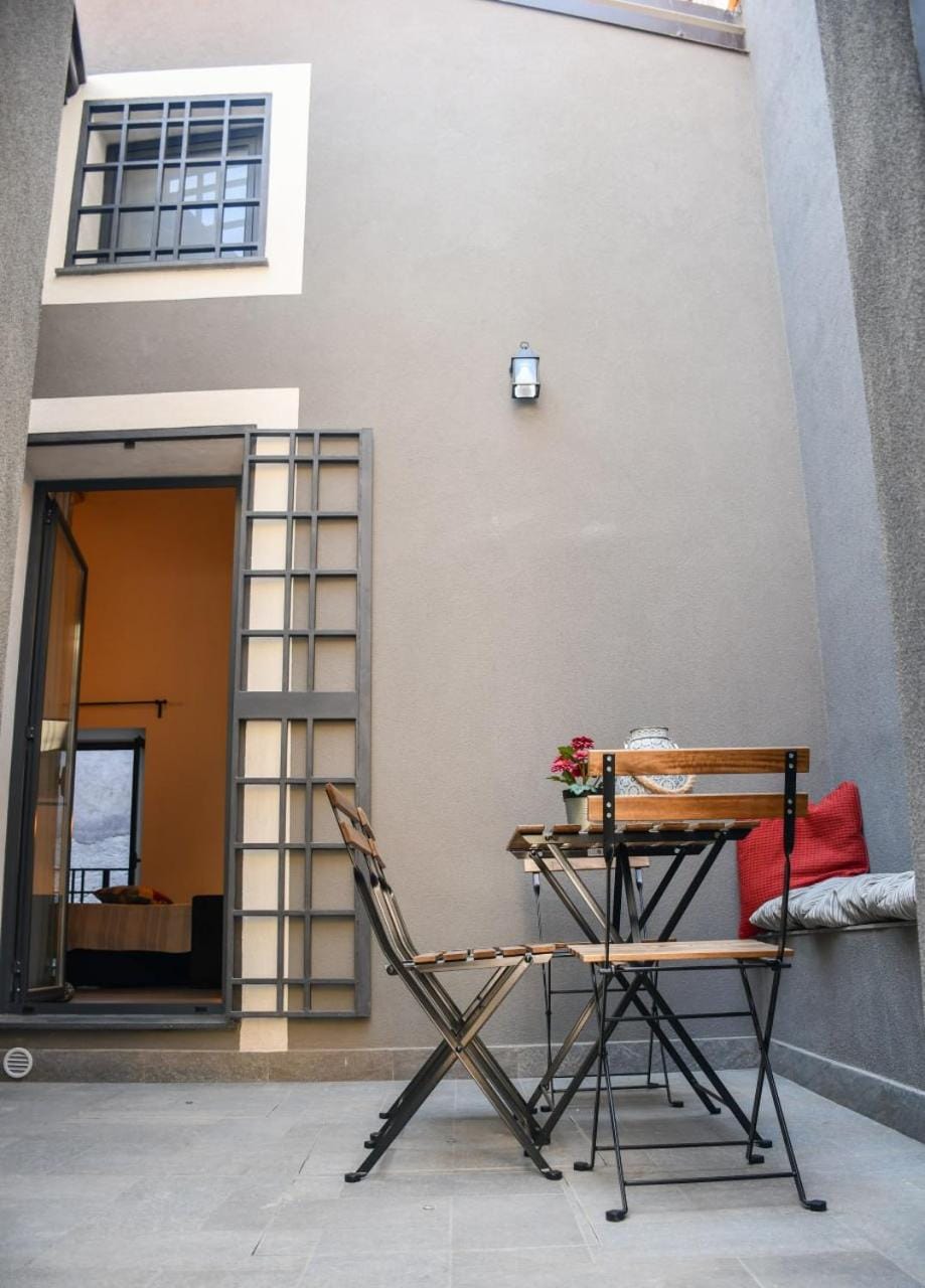 Balcony/Terrace, Inner courtyard view