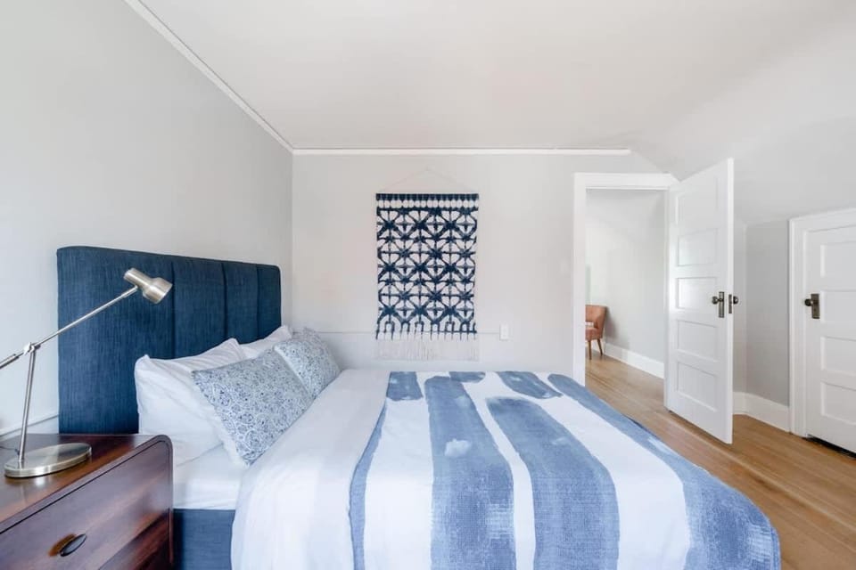 The Sienna by Stay Portland - Alberta Arts House in Portland